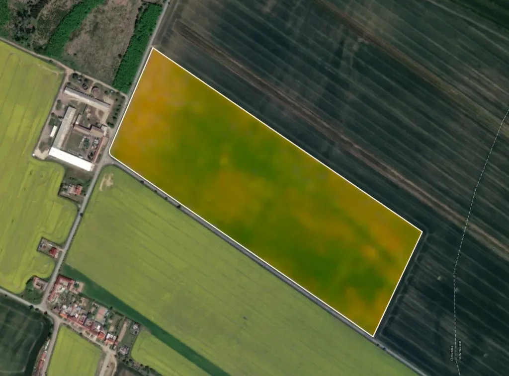 Satelitní vrstva Natural nad pozemkem